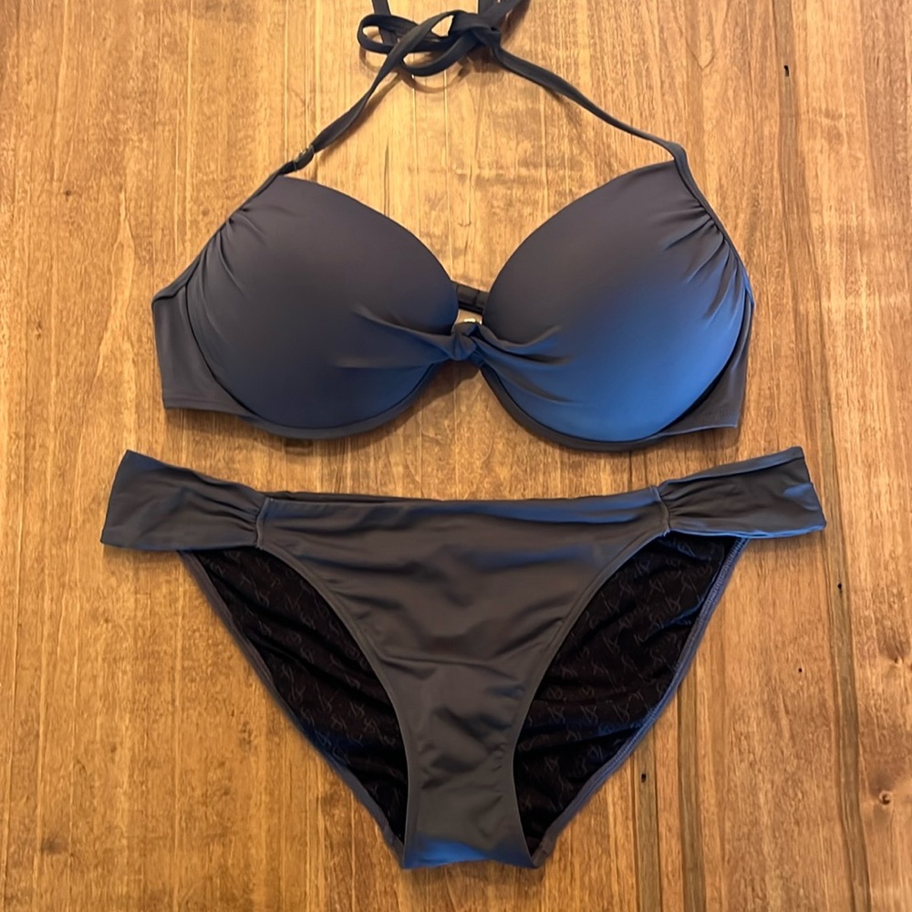 Victoria’s Secret Bikini 36d/medium